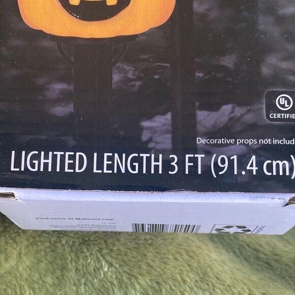 Halloween LED Pumpkin Pathmarker - Picture 3 of 4